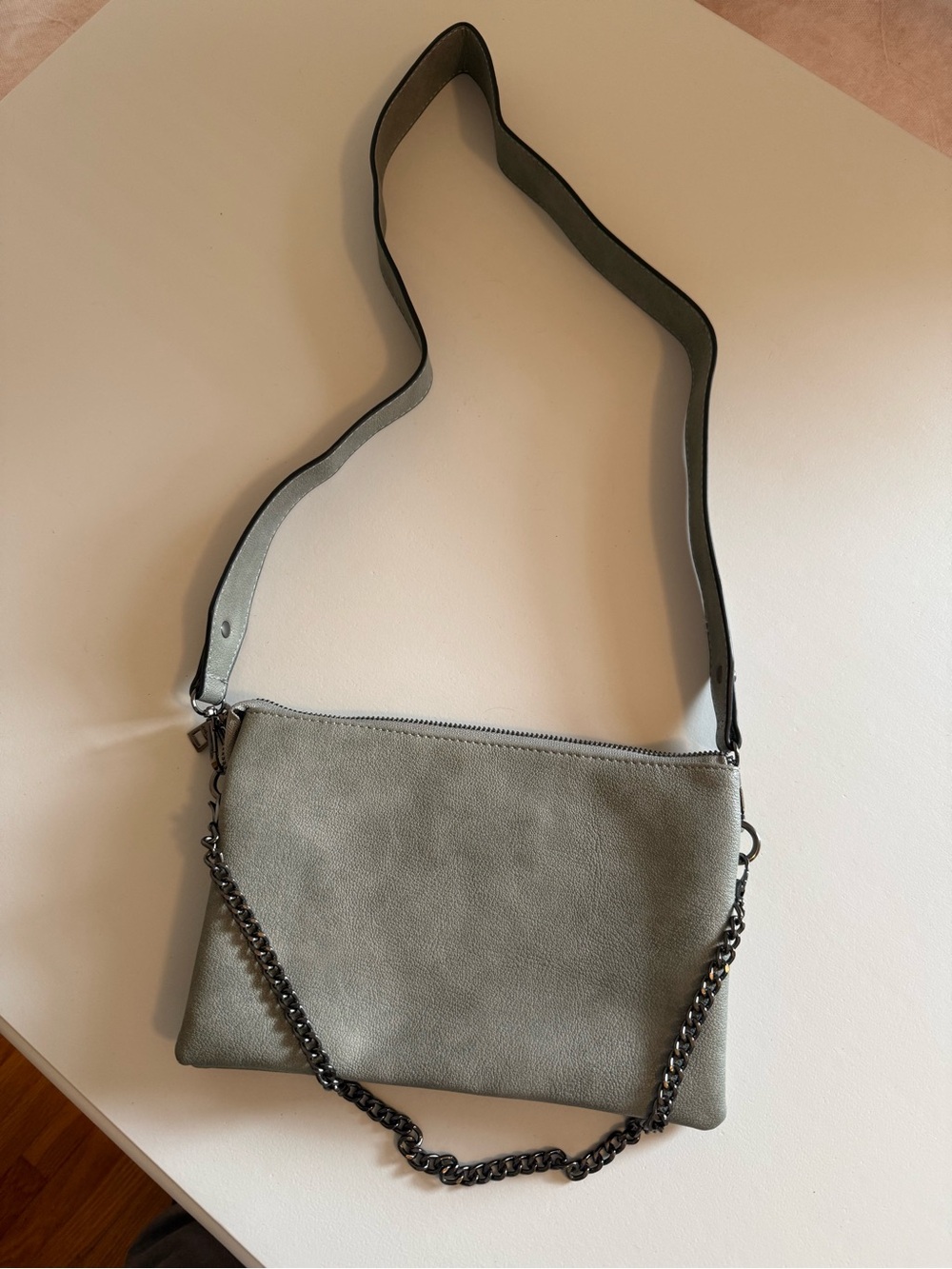 Jen & Co Crossbody Shoulder Bag in greyish/greenish with gunmetal hardware